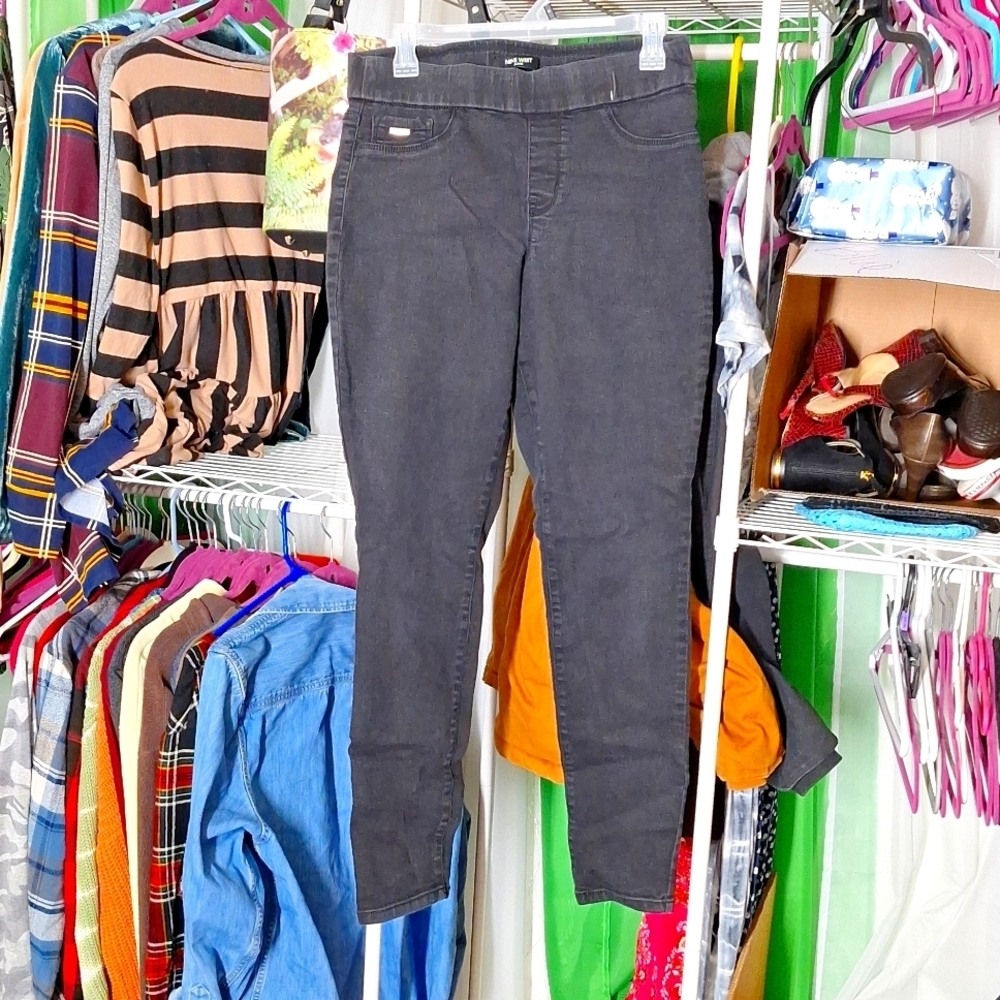 NINE WEST PULL ON SKINNY JEANS SIZE 8